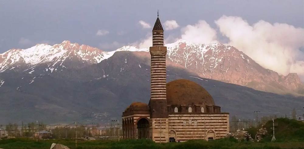 مسجد کایا چلبی وان ترکیه- Kaya Chalabi Mosque