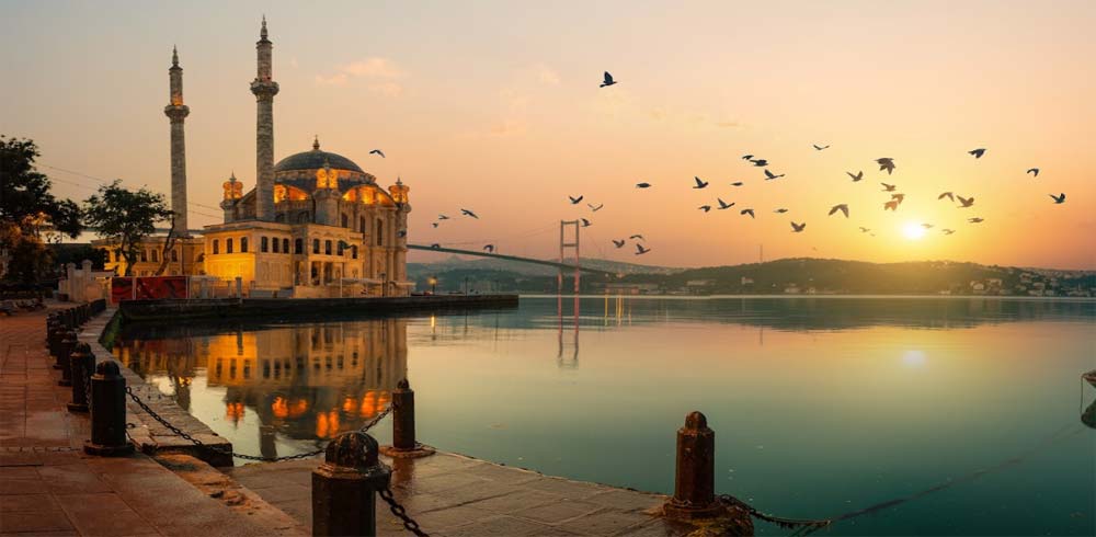 Istanbul Ortakoy
اورتاکوی در منطقه اروپایی استانبول